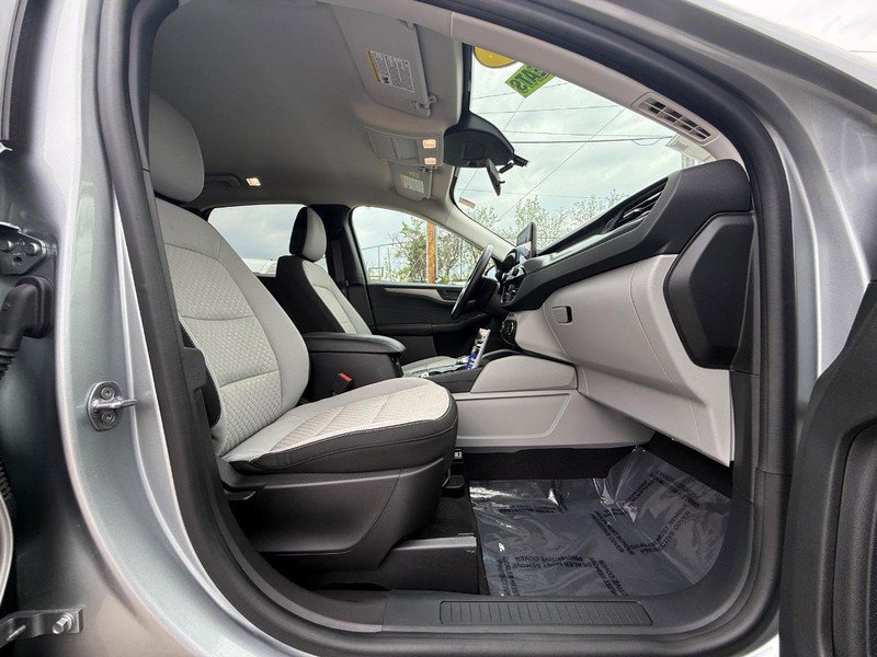 Certified 2023 Ford Escape Active AWD/4WD image 14