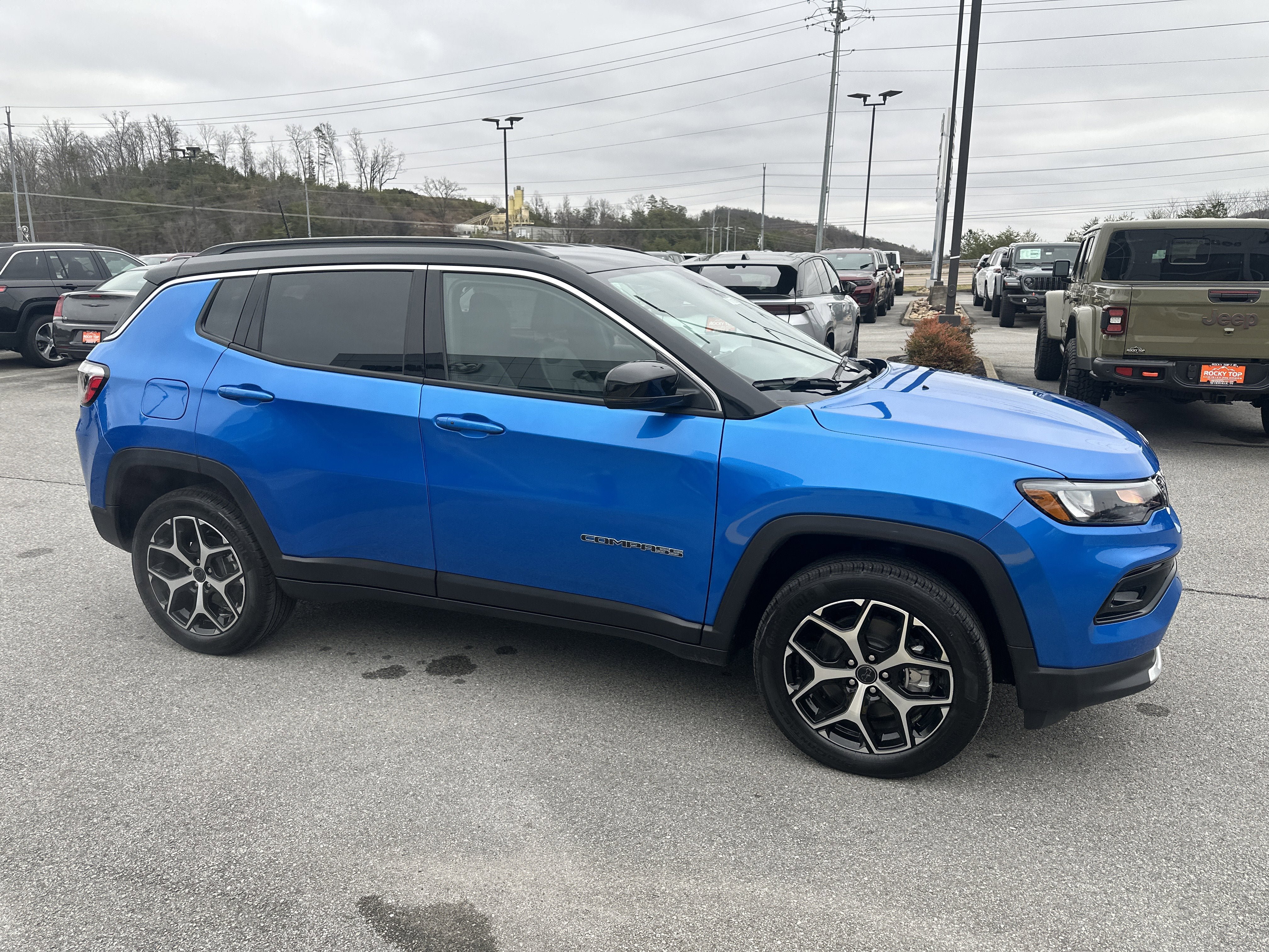 New 2026 Jeep Compass Limited AWD/4WD image 5