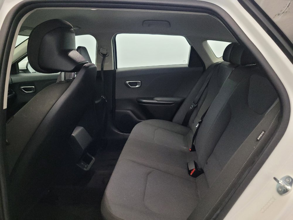 Used 2025 Kia K4 FWD image 18
