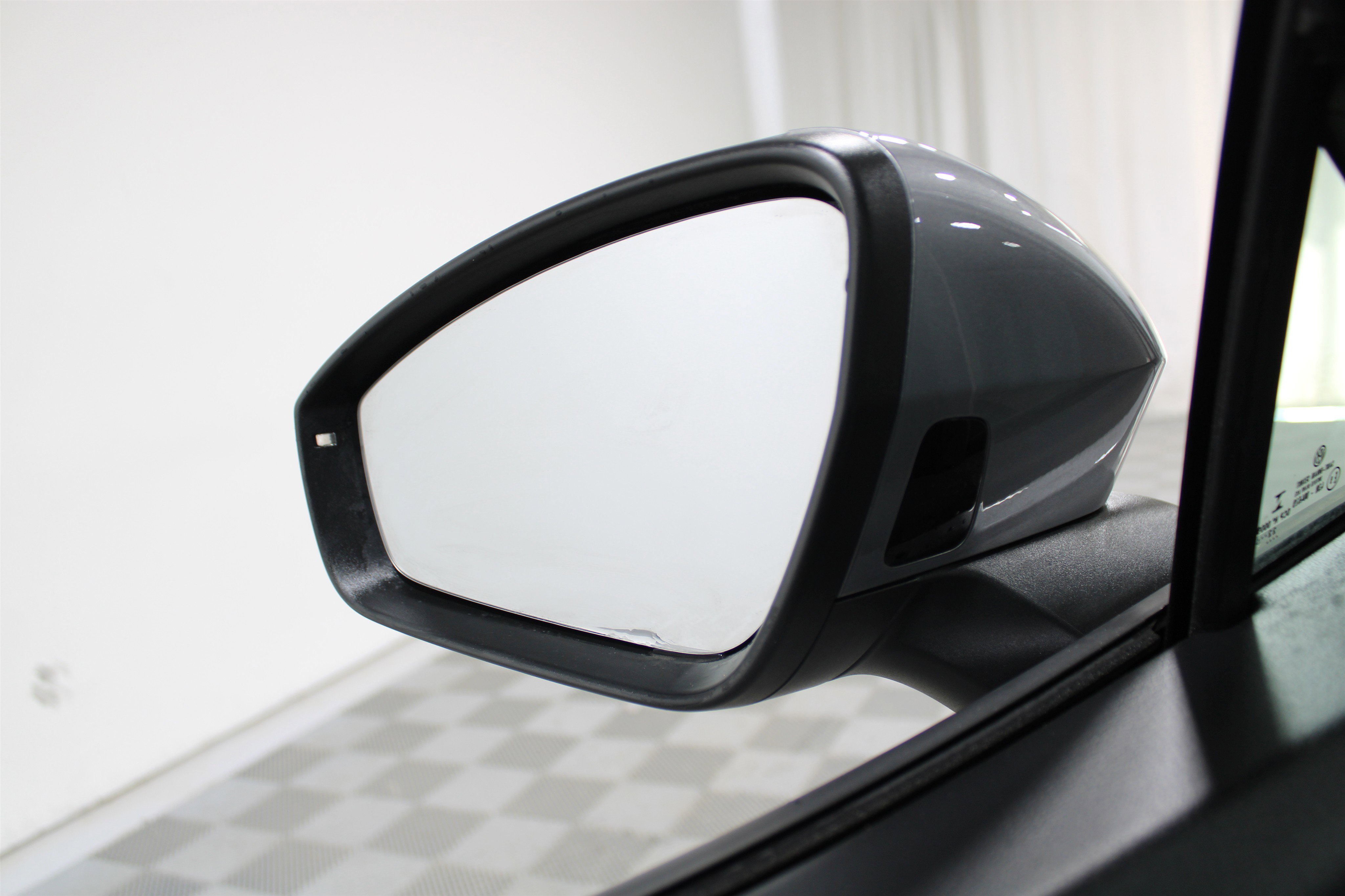 Used 2023 Volkswagen ID.4 Pro RWD image 17