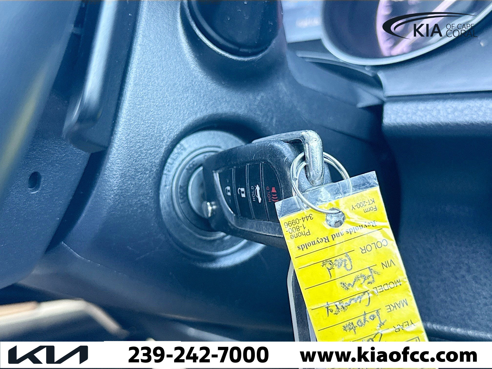 Used 2021 Toyota Camry SE image 31