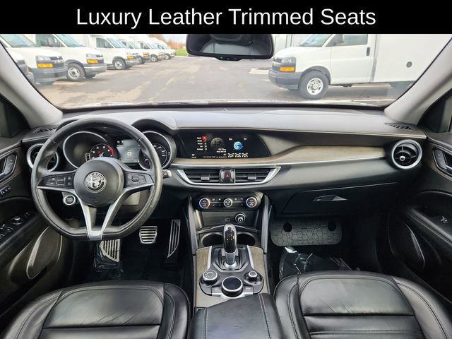 Used 2019 Alfa Romeo Stelvio Ti Lusso w/ Quick Order Package 22X Lusso image 36