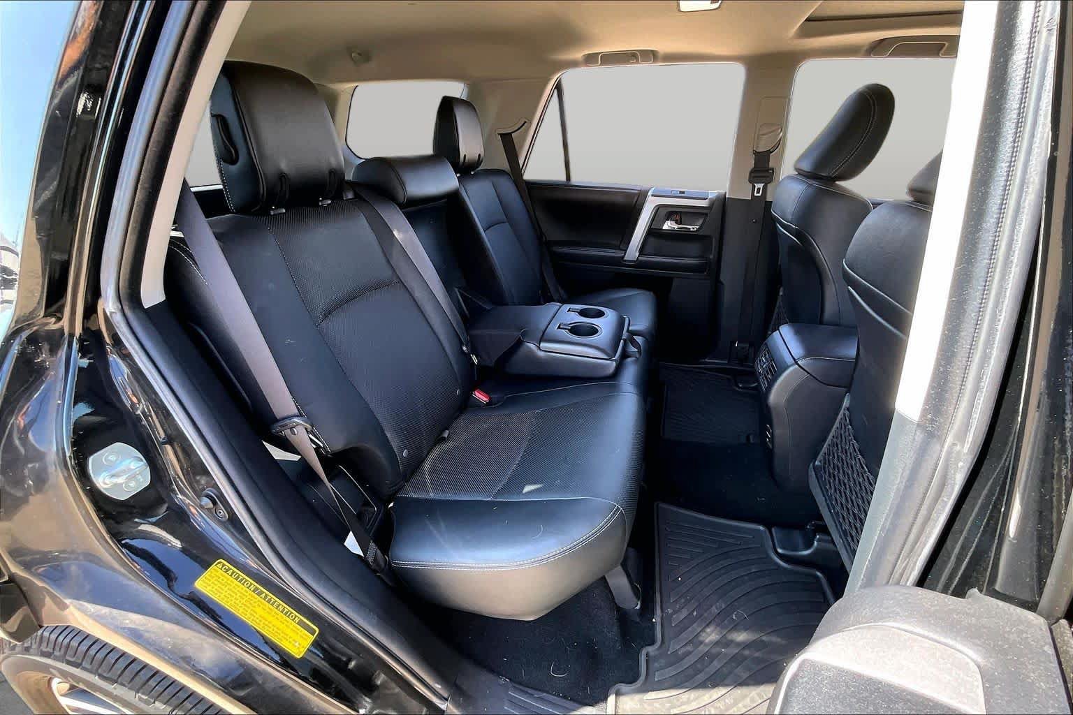 Used 2016 Toyota 4Runner Limited AWD/4WD image 19