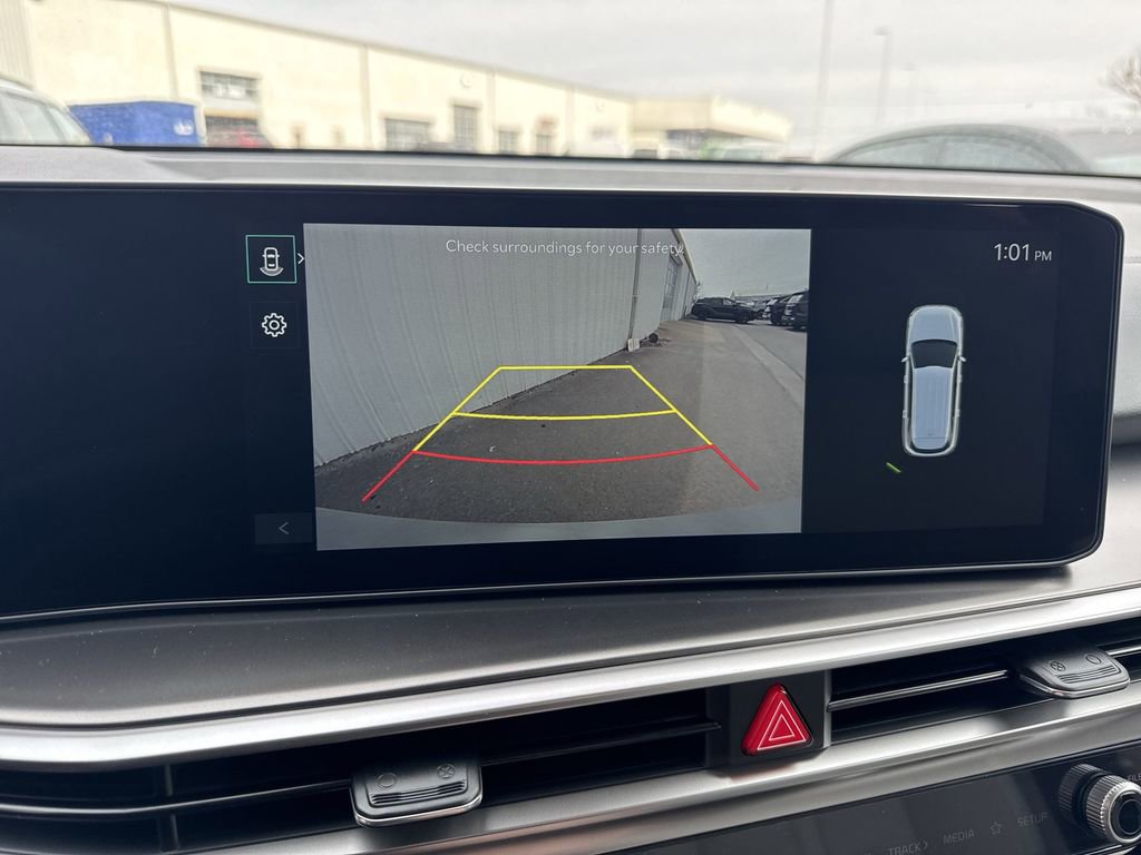 New 2026 Kia Sorento S FWD image 17