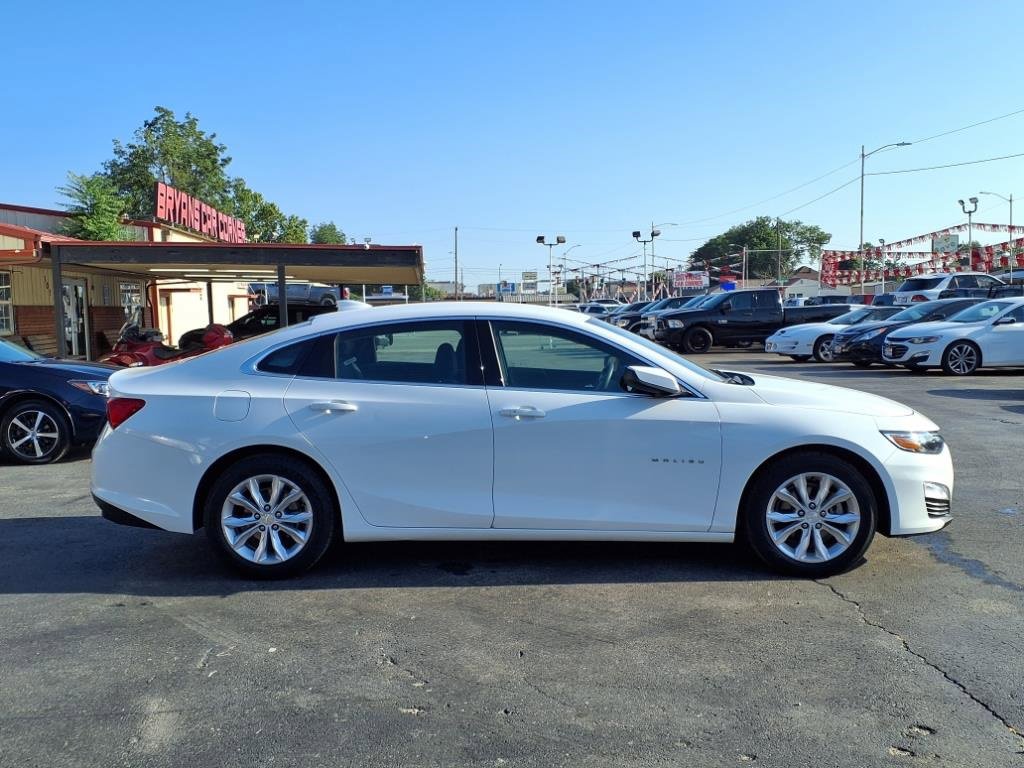 Used 2023 Chevrolet Malibu LT image 2