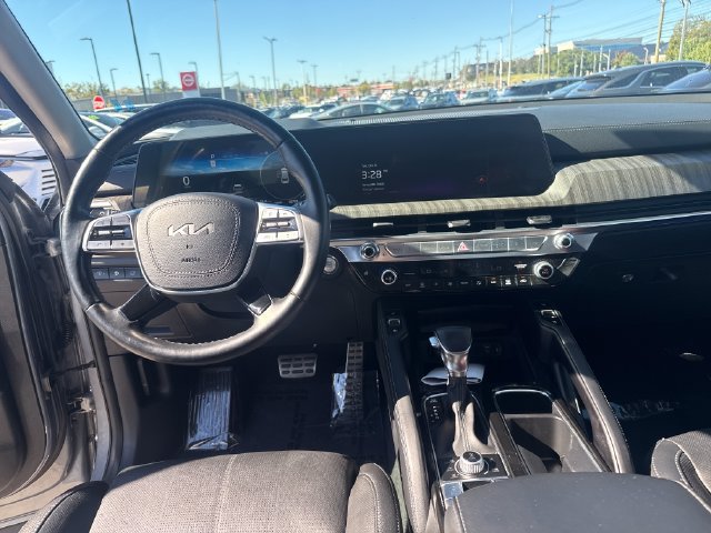 Used 2024 Kia Telluride SX w/ Towing Package AWD/4WD image 15