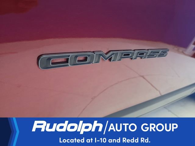 Used 2025 Jeep Compass Trailhawk AWD/4WD image 10