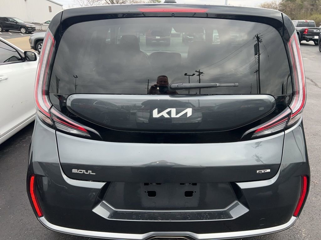 Used 2023 Kia Soul GT-Line w/ GT-Line Technology Package image 5