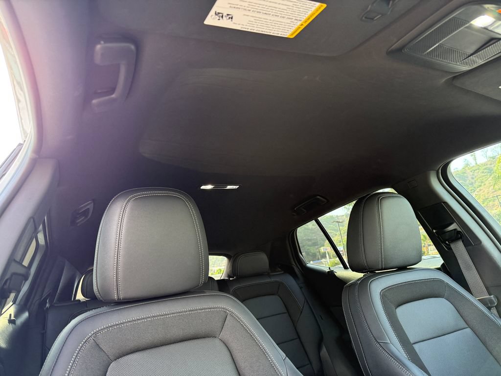 Used 2024 Chevrolet Equinox EV LT FWD image 17