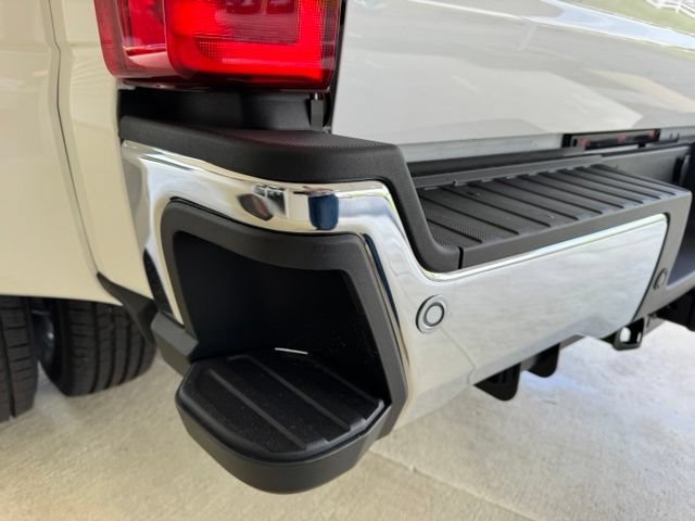 New 2026 Ford F350 Lariat w/ Lariat Premium Package AWD/4WD image 33