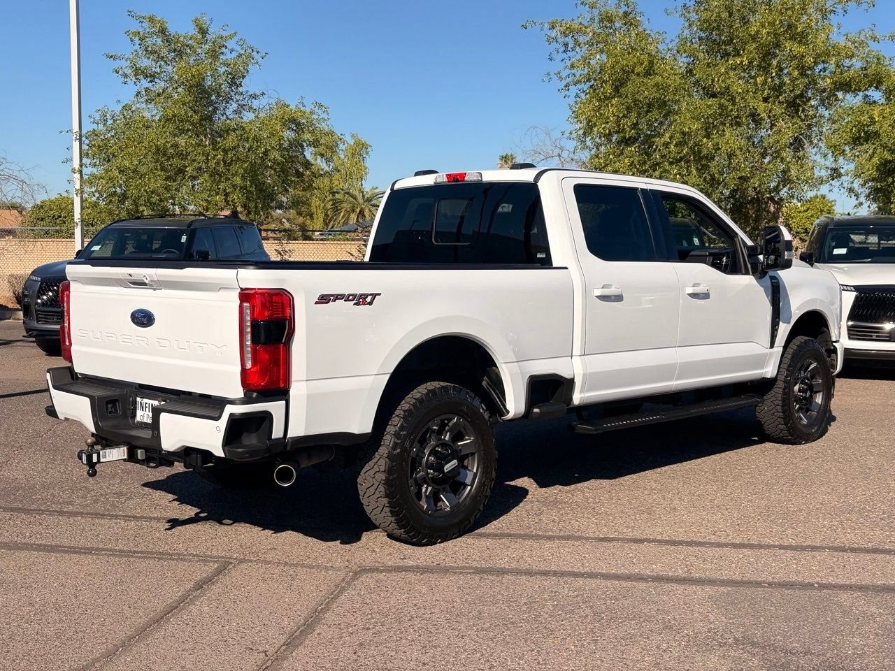 Used 2023 Ford F250 Lariat w/ Sport Appearance Package AWD/4WD image 6
