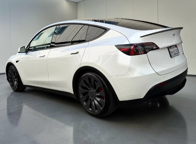 Used 2023 Tesla Model Y Performance AWD/4WD image 4