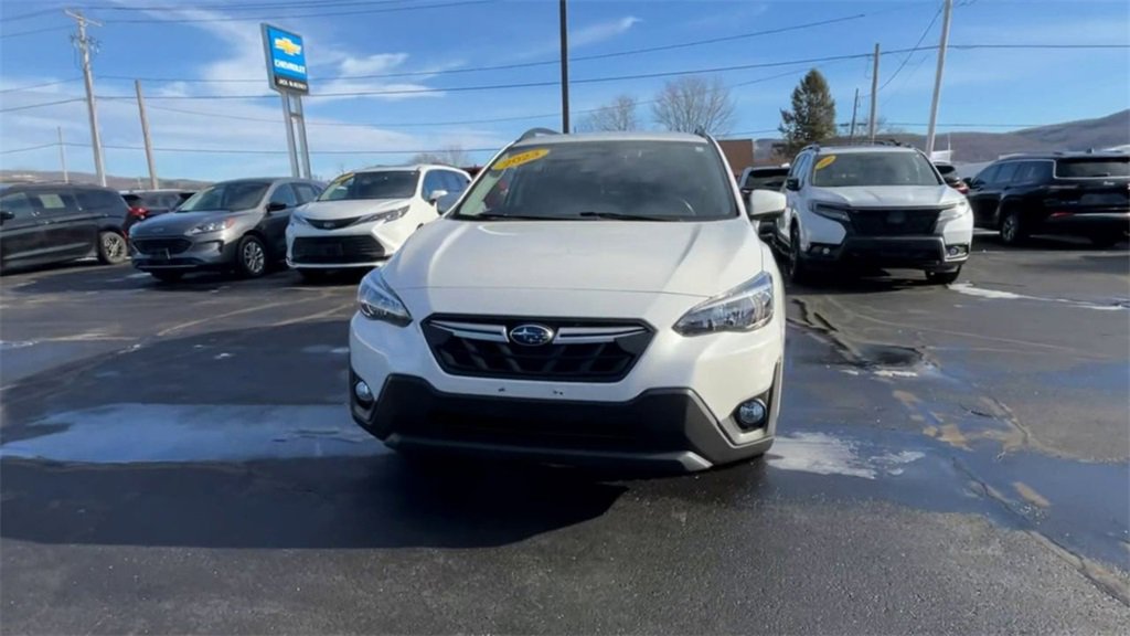 Used 2023 Subaru Crosstrek 2.0i Premium image 3