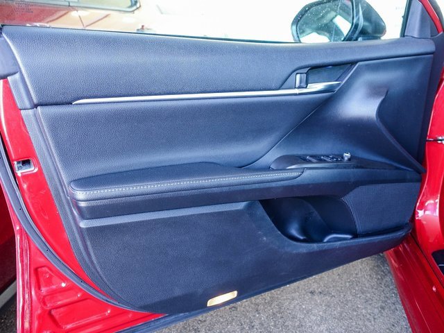 Used 2023 Toyota Camry XSE image 21