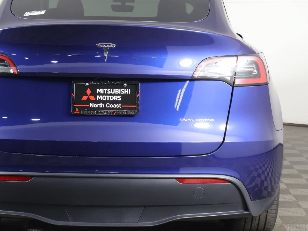 Used 2023 Tesla Model Y Long Range AWD/4WD image 19