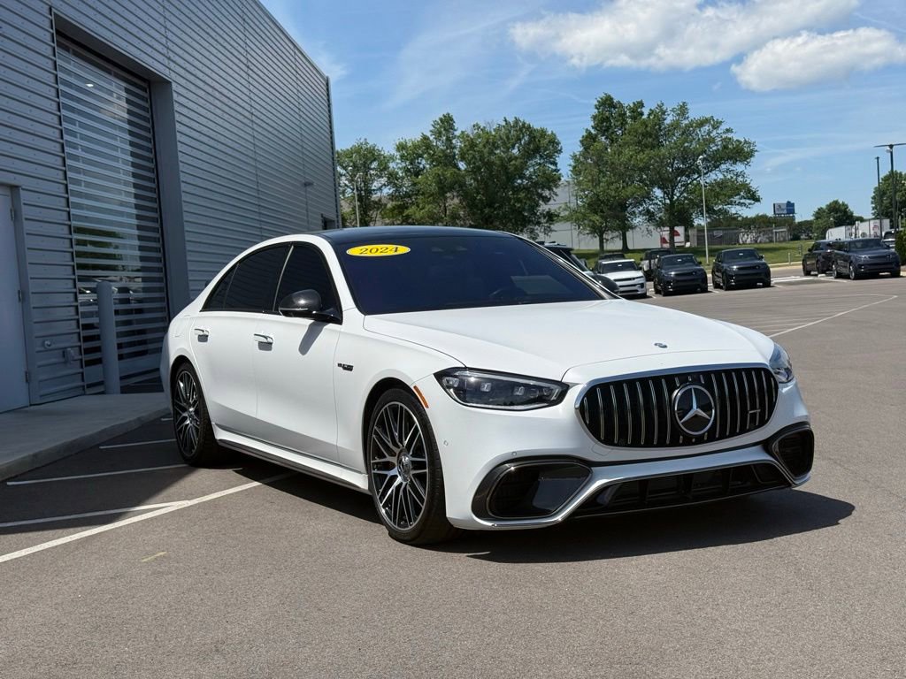 Used 2024 Mercedes-Benz S 63 AMG S w/ Carbon Fiber Exterior Package image 6