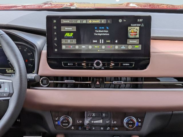 Used 2026 Mitsubishi Outlander SEL FWD image 17