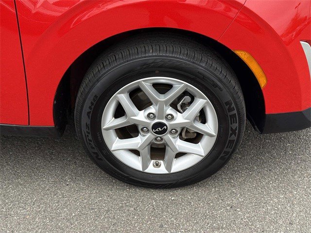 Certified 2025 Kia Soul LX w/ Option Group 015 image 7