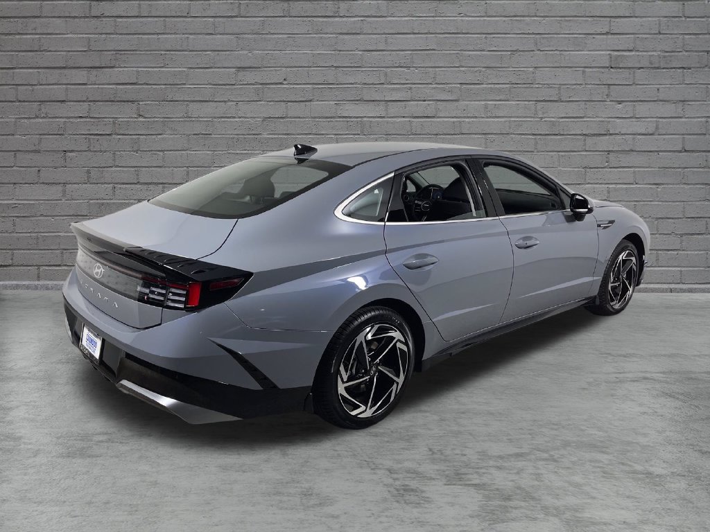 New 2026 Hyundai Sonata SEL FWD image 5