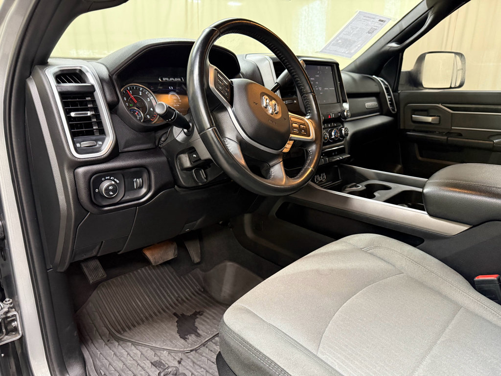 Used 2022 RAM 2500 Big Horn w/ Level A Equipment Group AWD/4WD image 30