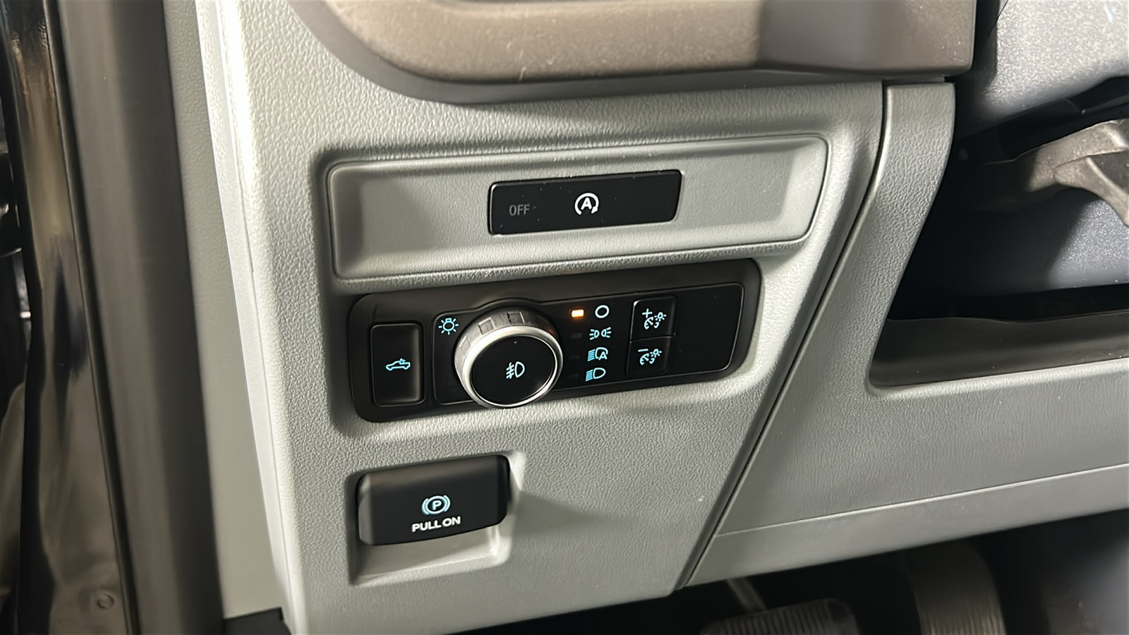 Used 2025 Ford F150 XLT w/ Equipment Group 301A Standard AWD/4WD image 24
