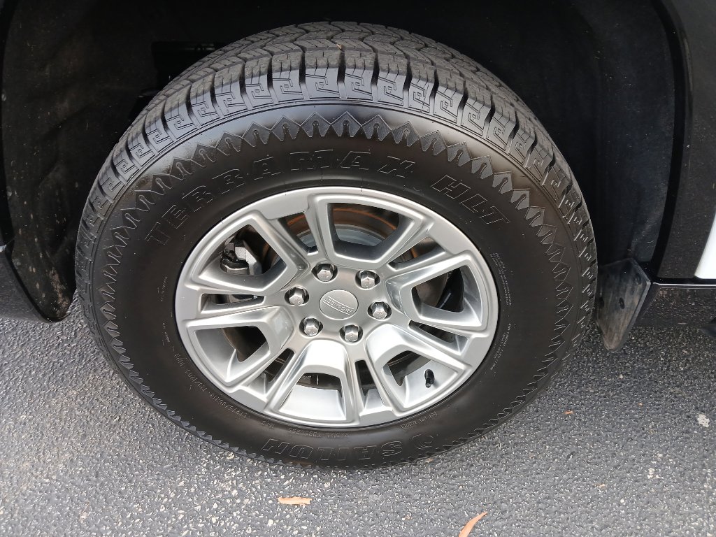 Used 2024 Jeep Wagoneer L Base image 19