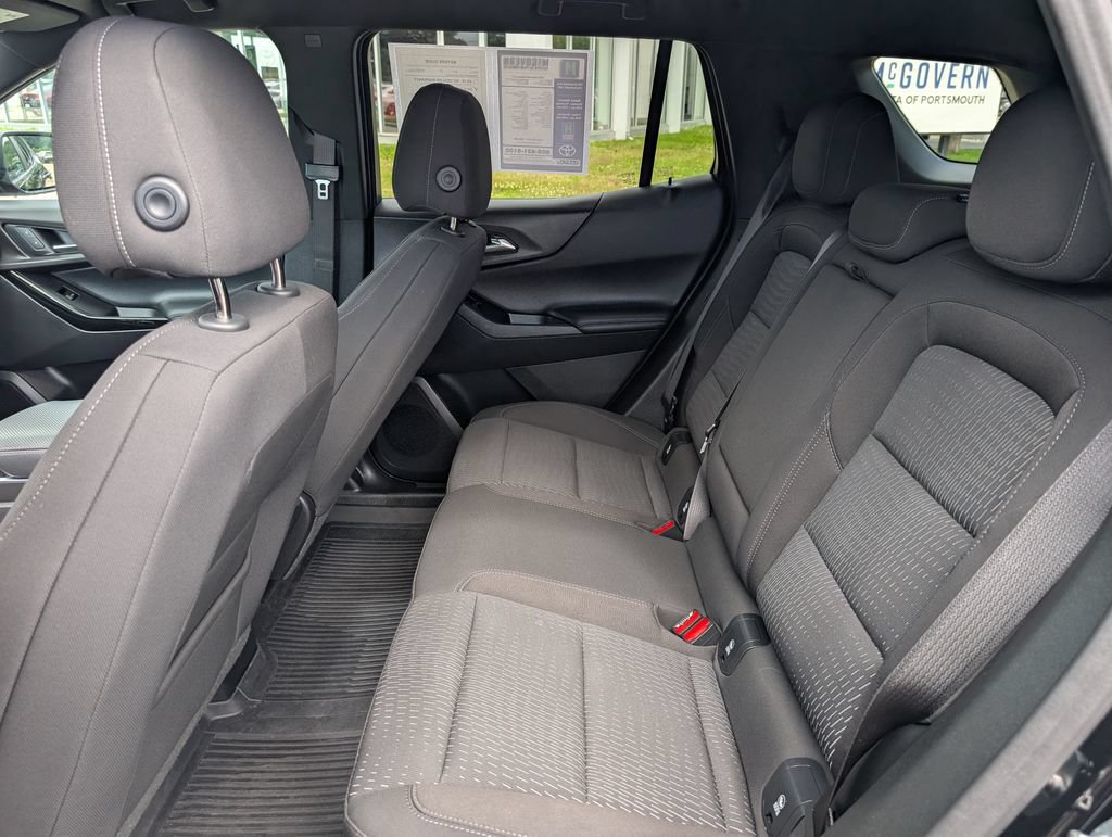 Used 2026 Chevrolet Equinox LT w/ LPO, Floor Liner Package AWD/4WD image 19
