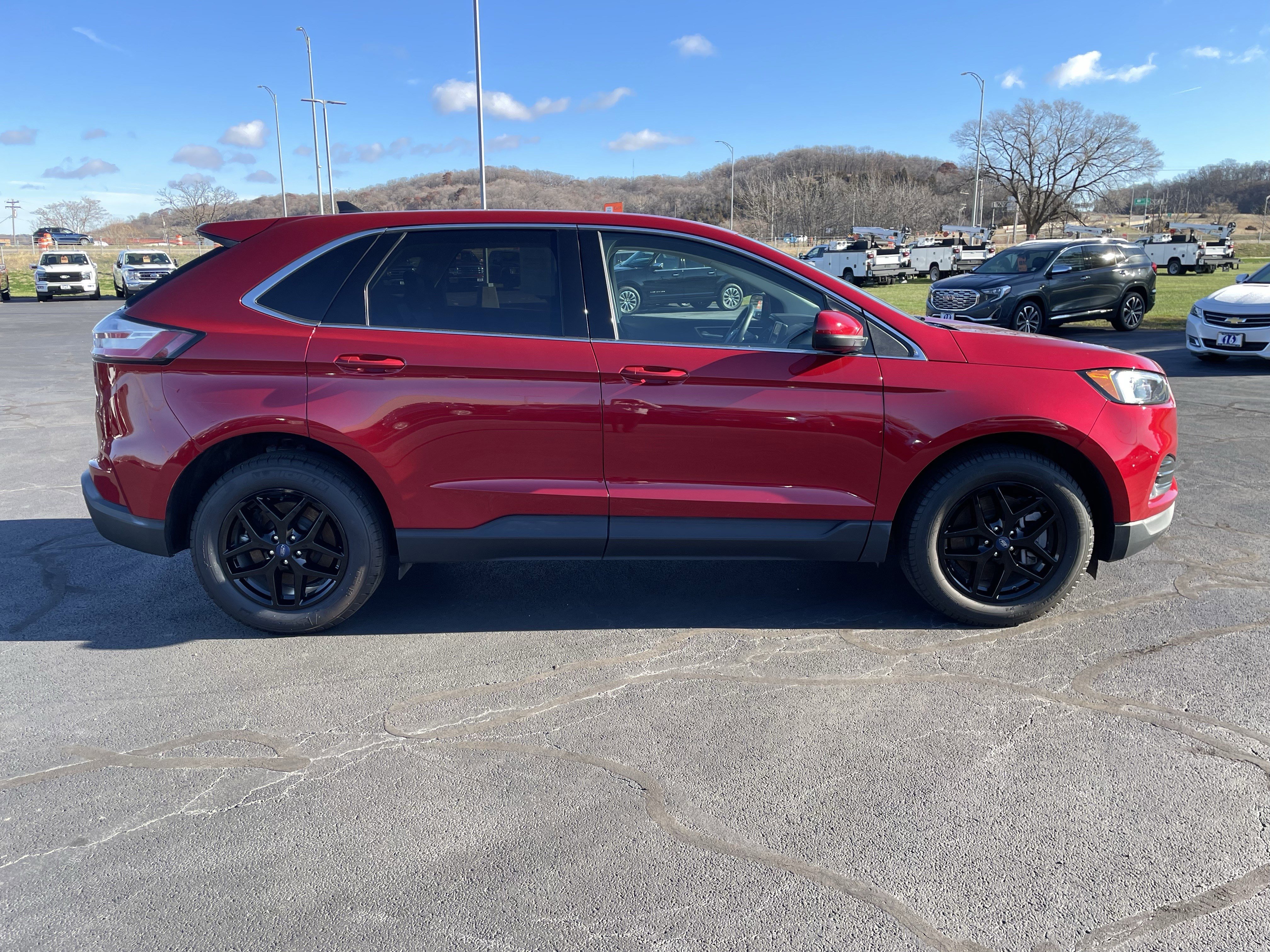 Used 2022 Ford Edge SEL w/ Convenience Package image 10