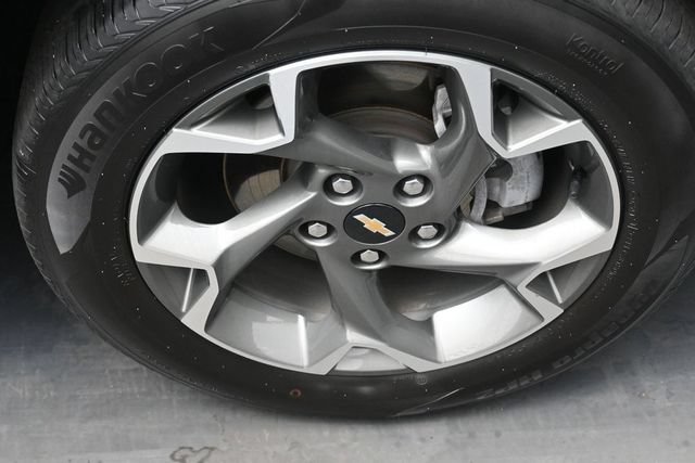 Used 2025 Chevrolet Trax LT w/ Driver Confidence Package FWD image 32