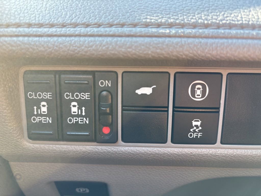 Used 2023 Honda Odyssey EX-L image 30
