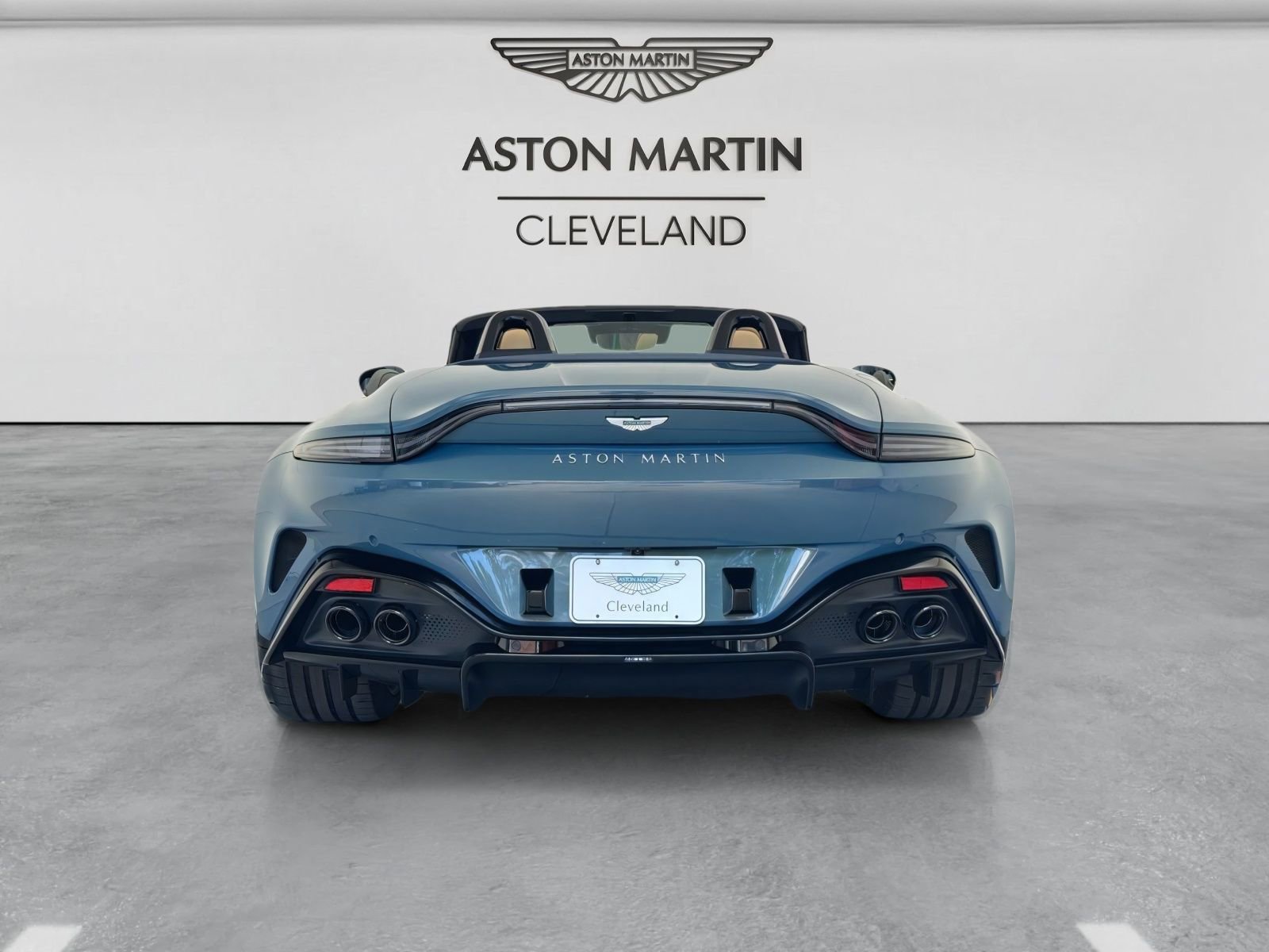 New 2026 Aston Martin V8 Vantage Coupe RWD image 50