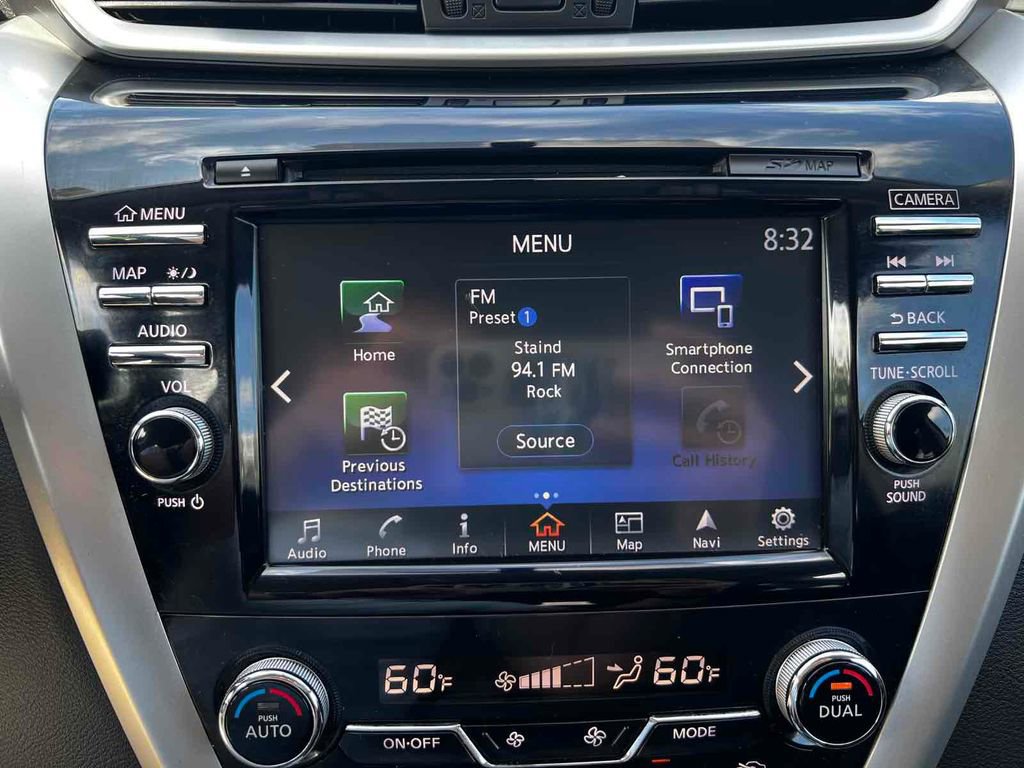 Used 2018 Nissan Murano S image 25