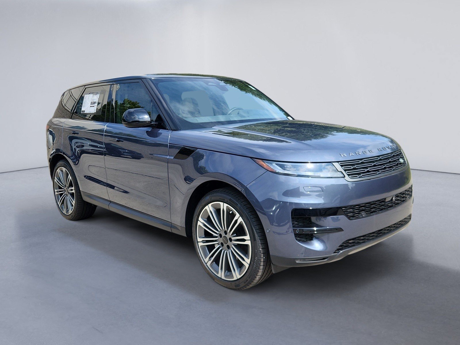 New 2026 Land Rover Range Rover Sport SE AWD/4WD image 7