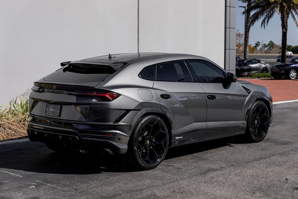 Used 2024 Lamborghini Urus Performante image 5