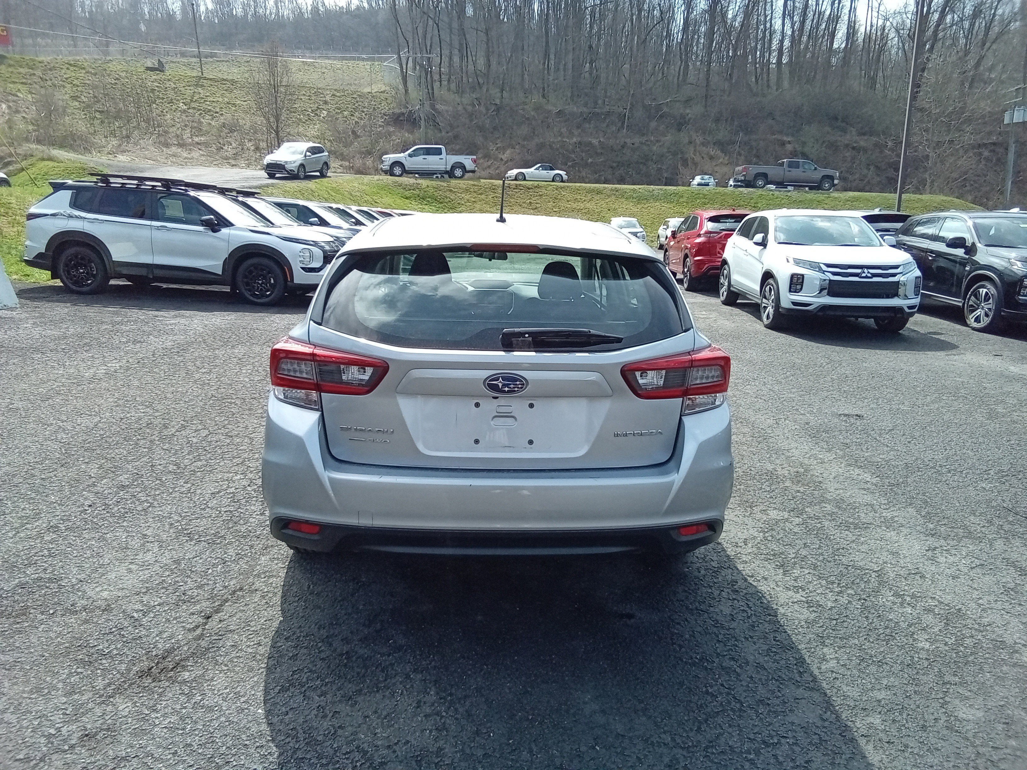Used 2023 Subaru Impreza 2.0i image 5