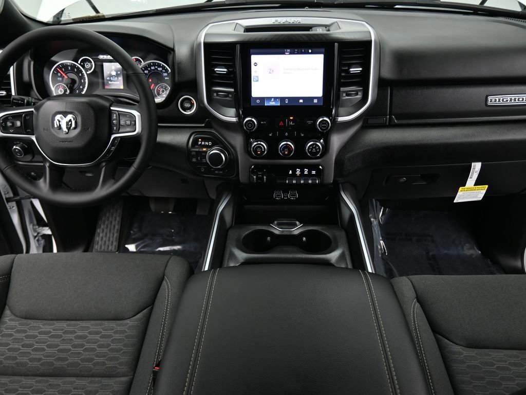 New 2026 RAM 1500 4x4 Crew Cab image 33