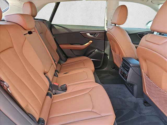 Used 2022 Audi Q8 Premium Plus AWD/4WD image 27