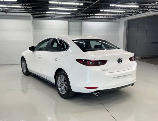 Used 2025 MAZDA MAZDA3 s image 3