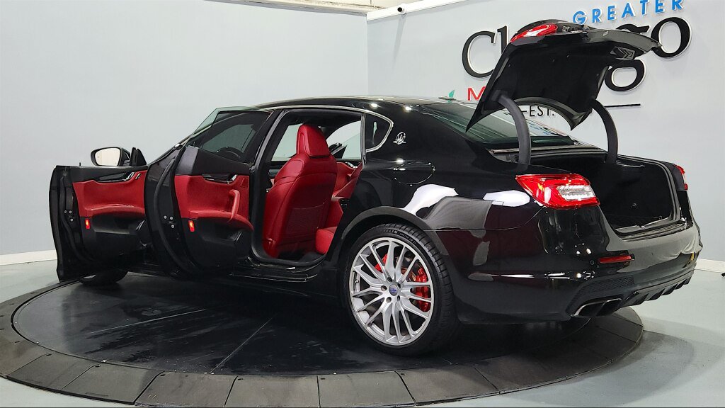 Used 2017 Maserati Quattroporte GTS GranSport RWD image 11