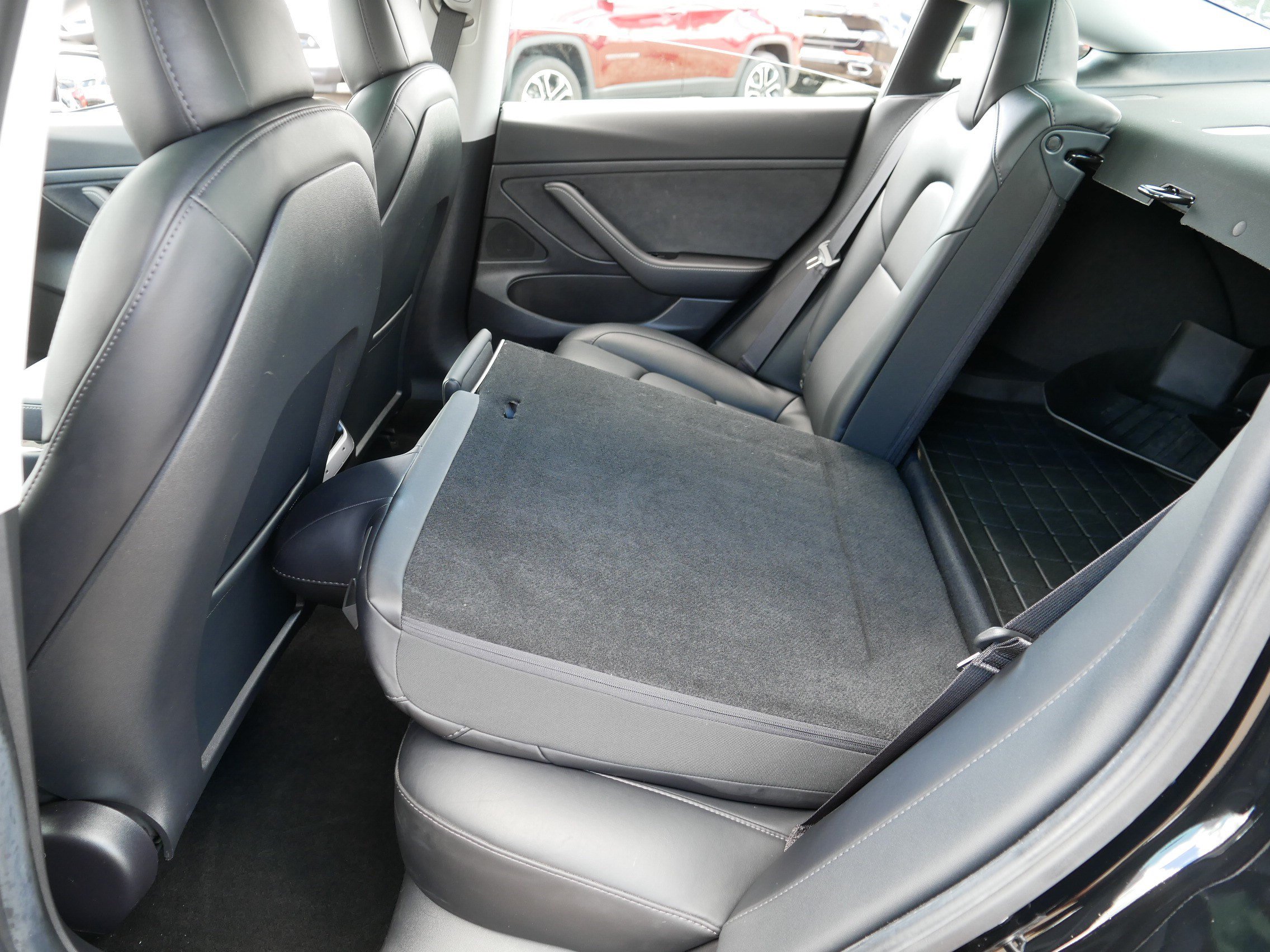 Used 2020 Tesla Model 3 Standard Range RWD image 36