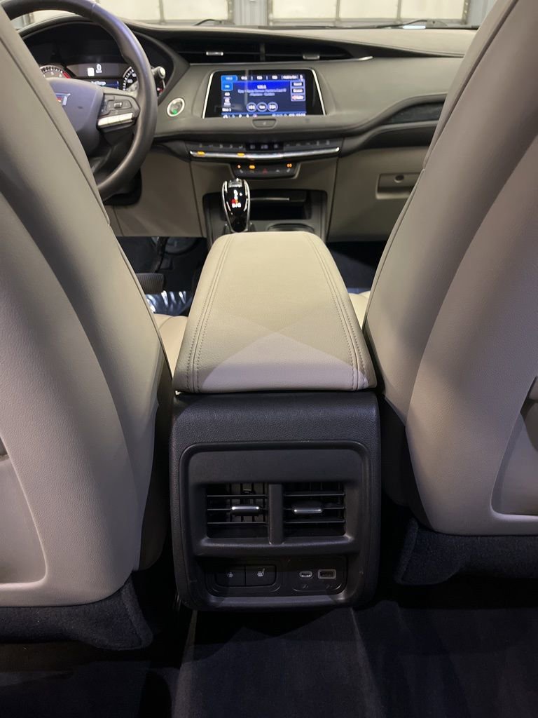 Used 2021 Cadillac XT4 Premium Luxury w/ Cold Weather Package image 36