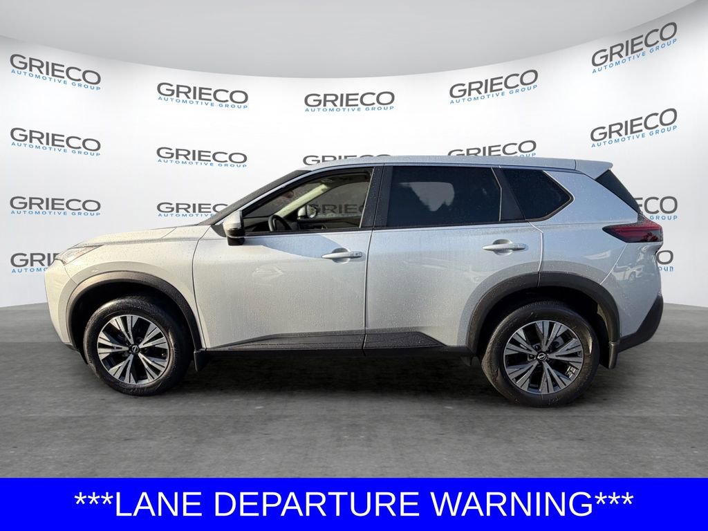 Certified 2022 Nissan Rogue SV AWD/4WD image 4