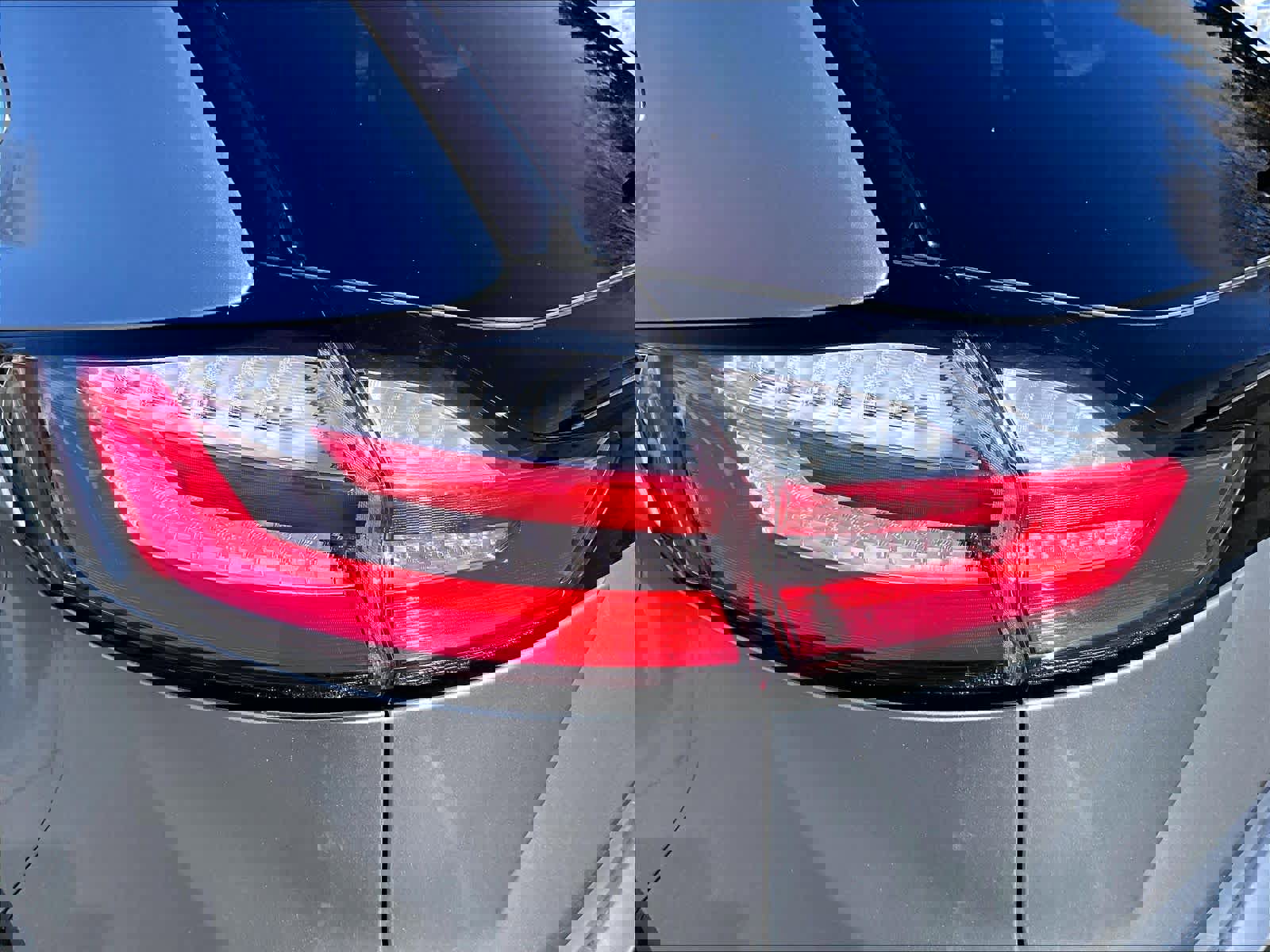 Used 2024 Ford Edge SEL image 34