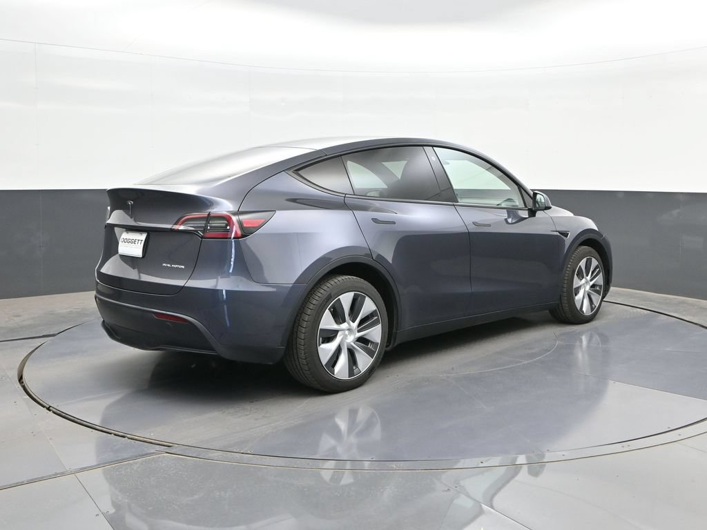 Used 2023 Tesla Model Y Long Range AWD/4WD image 11