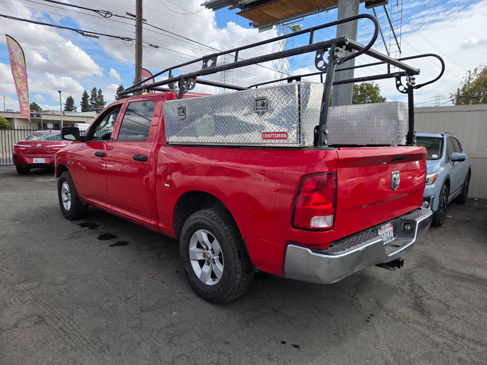 Used 2019 RAM 1500 Tradesman w/ Chrome Appearance Group RWD image 2