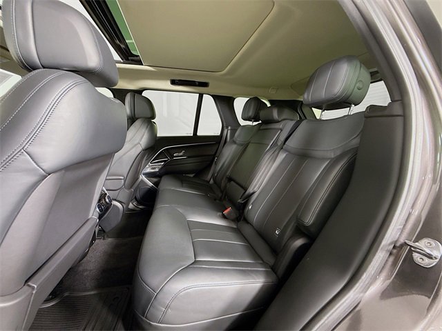 Used 2023 Land Rover Range Rover SE image 24
