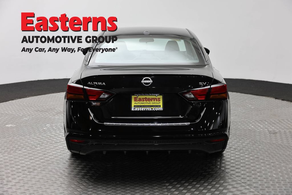 Used 2023 Nissan Altima 2.5 SV FWD image 6