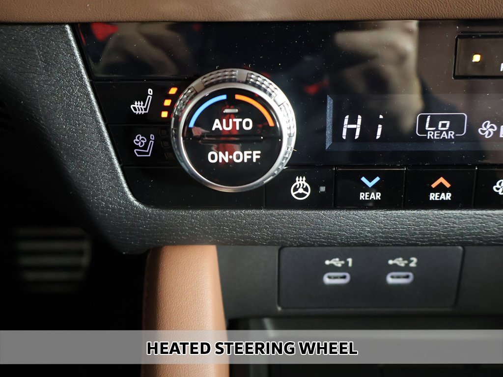 New 2026 Mitsubishi Outlander SEL image 11