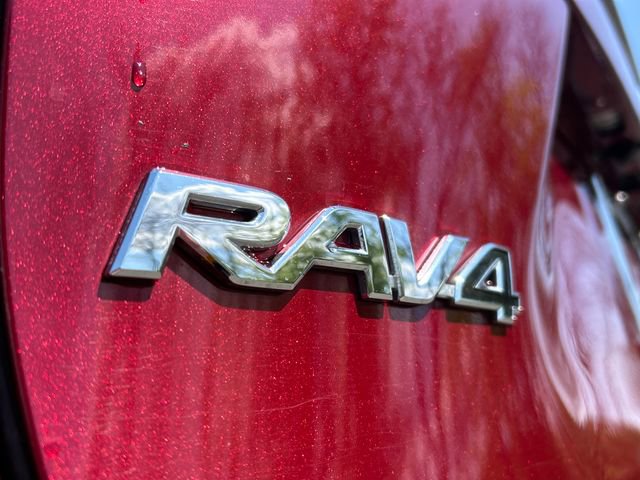 Used 2021 Toyota RAV4 Limited AWD/4WD image 31