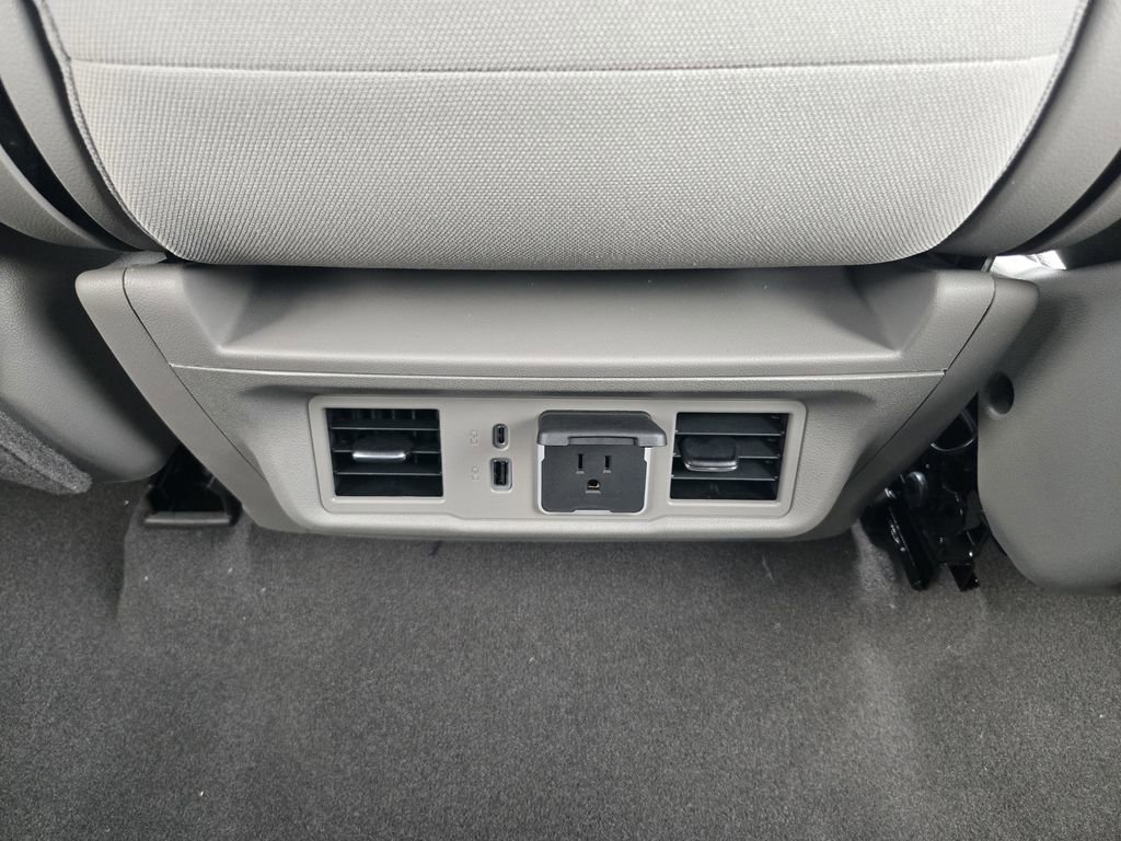 New 2026 Chevrolet Silverado 1500 LT w/ Texas Edition Plus image 34